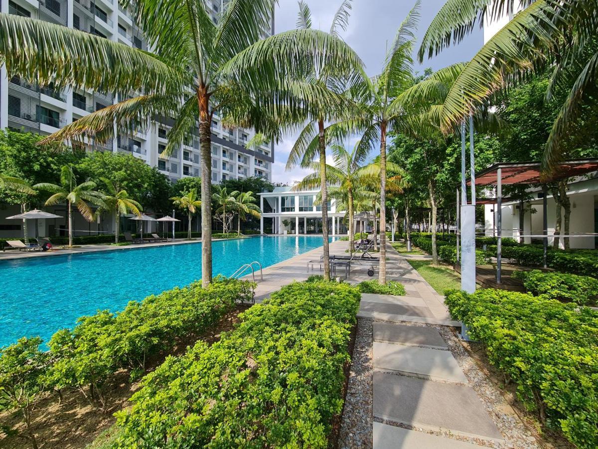 Sweet Homes At Cybersquare Cyberjaya Exterior foto